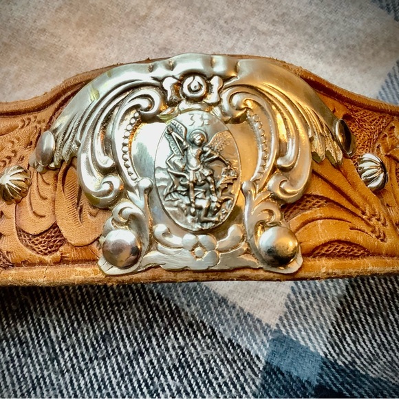 Leather cuff , adjustable - Picture 3 of 10